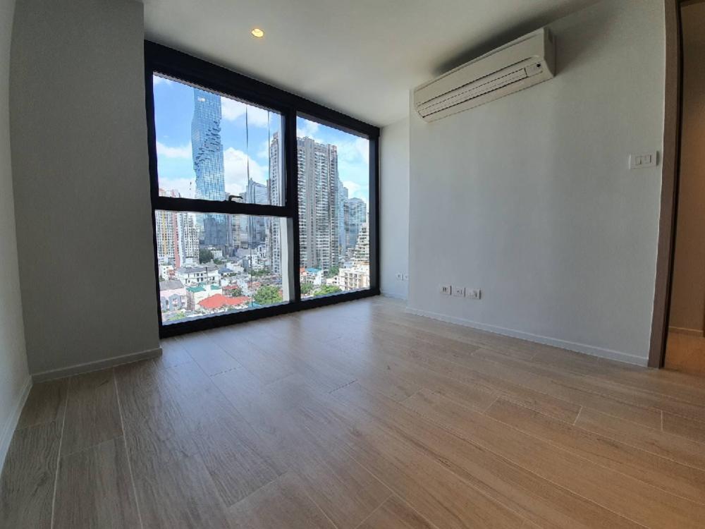 The Loft Silom 2bed 70sqm L2B Loft unit 11,500,000!!! Call/Line: 0656199198