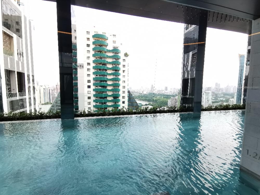 Sell “Celes Asoke” 1 bed 34.7sqm 8.5 mil Call/Line: Am 0656199198 Whatsapp/Wechat: 0849429988