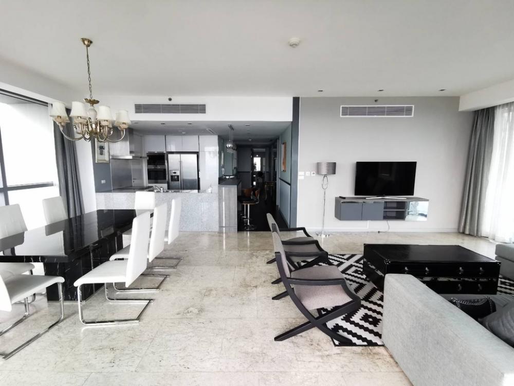 The Pano 3bed 2bath 223sqm 44,600,000 Call/Line: Am 0656199198 Whatsapp/Wechat:  0849429988