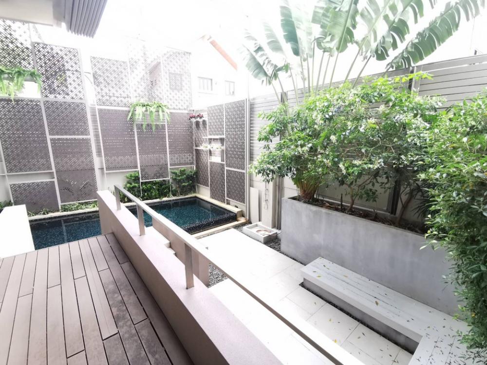 Baan Lux Sathorn 369sqm 3bed+maid with private pool Call/Line: 0656199198 Whatsapp/Wechat: 0849429988