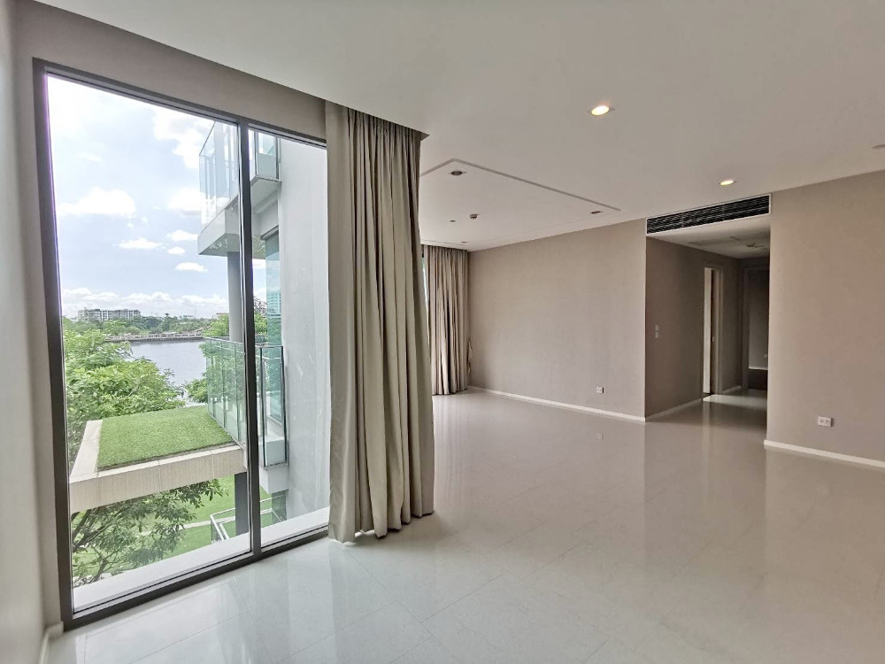 333 Riverside Villa 2bed 2bath 141.71sqm. 40,500,000 Am: 0656199198