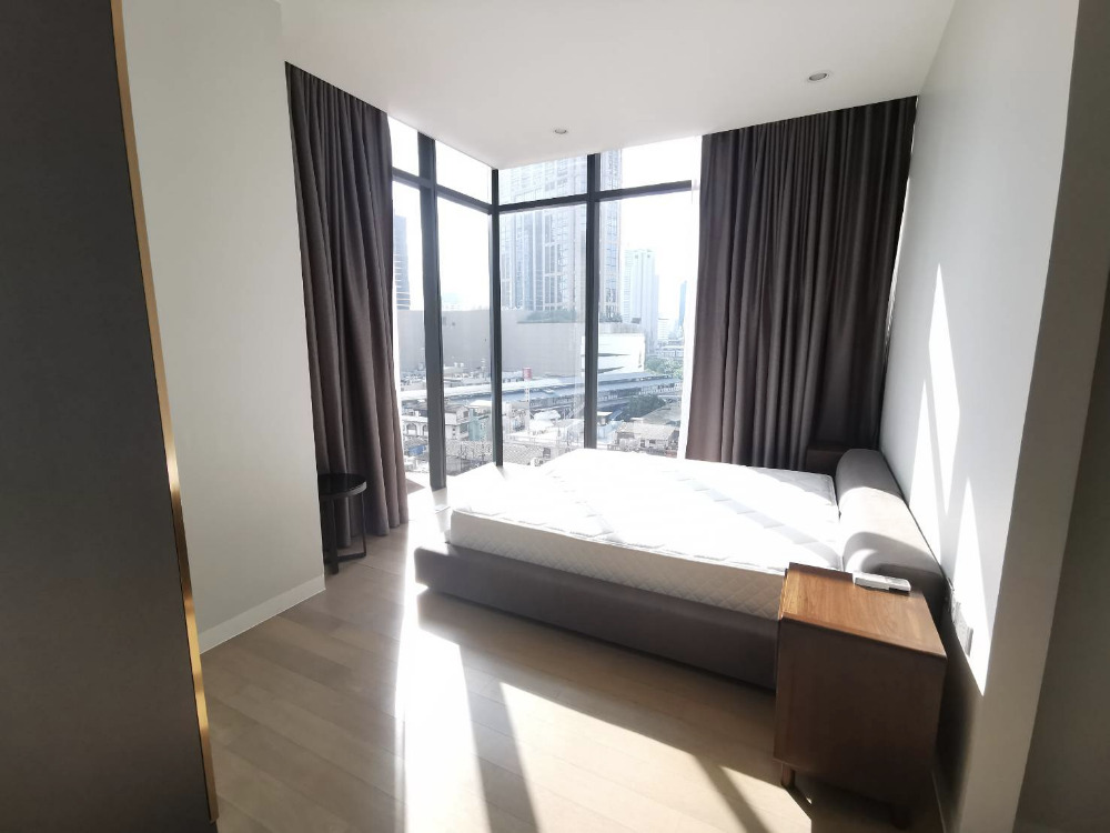 VITTORIO Sukhumvit 39: 2bed 2bath 101.74sqm. 33,000,000 Am: 0656199198