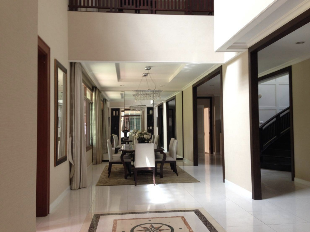 Narasiri Pattanakarn-Srinakarin 170sqwah 516sqm. 44,900,000 Am: 0656199198