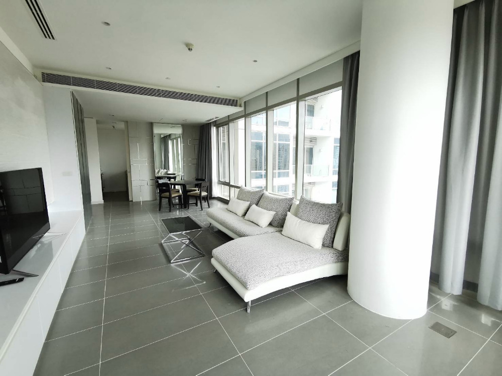 185 Rajadamri 2bed 2bath 107.83sqm. 36,000,000 Am: 0656199198