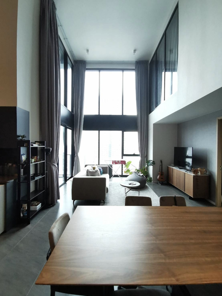 The Lofts Silom 2bed 2bath 106.80sqm. 30,000,000 Am: 0656199198