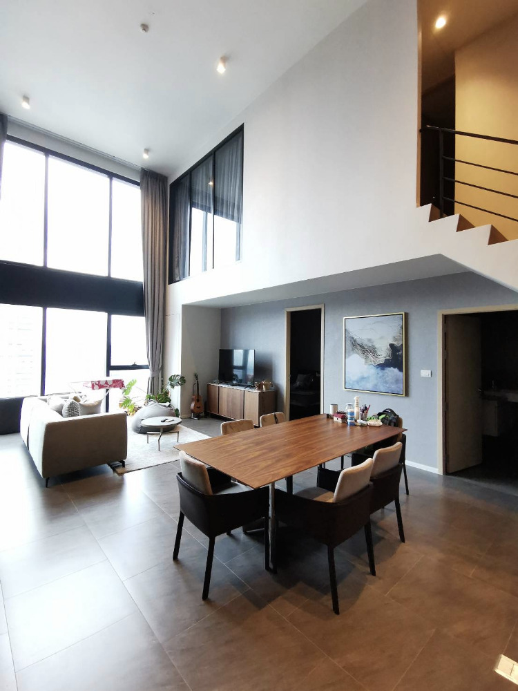 The Lofts Silom 2bed 2bath 106.80sqm. 30,000,000 Am: 0656199198