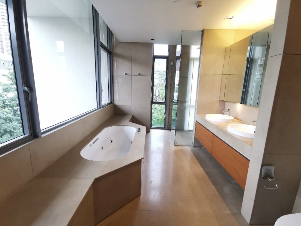 Sukhothai Residences 1bed 2bath 119sqm. 33,500,000 Am: 0656199198