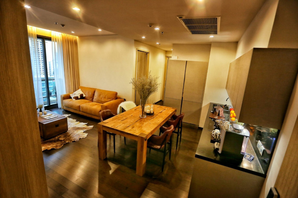 The XXXIX sukhumvit 39 2bed 2bath 81.58sqm. 25,600,000 Am: 0656199198