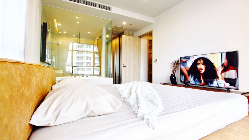 The XXXIX sukhumvit 39 2bed 2bath 81.58sqm. 25,000,000 Am: 0656199198