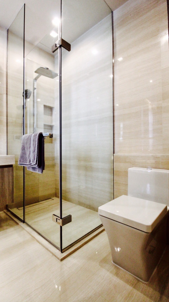 The XXXIX sukhumvit 39 2bed 2bath 81.58sqm. 25,000,000 Am: 0656199198