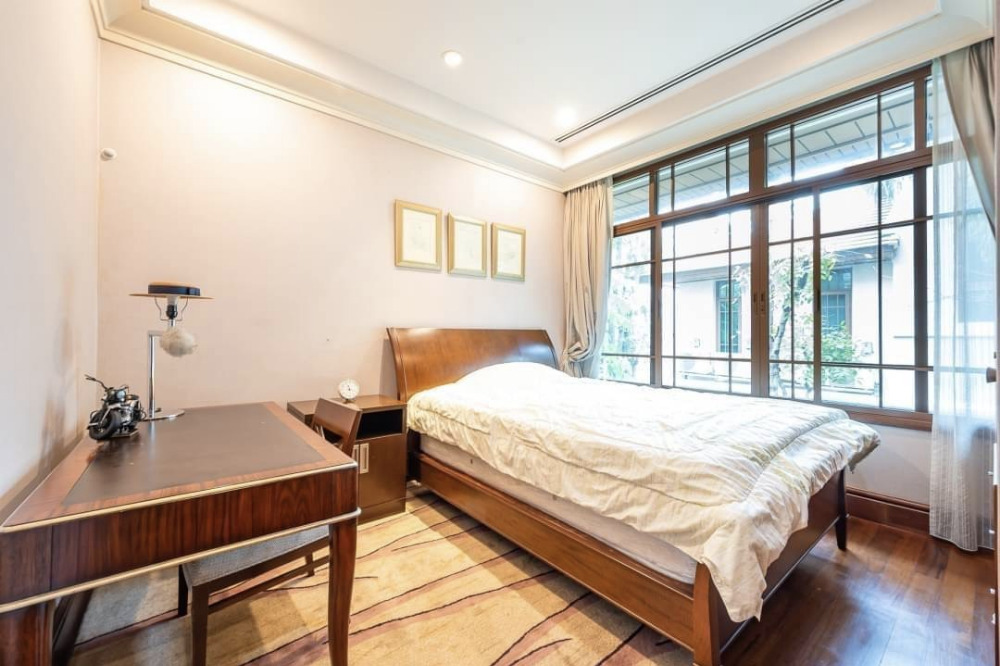 ฺBaan Sansiri Sukhumvit 67 5bed 6bath 158sqwah 560sqm. 189,000,000 Am: 0656199198