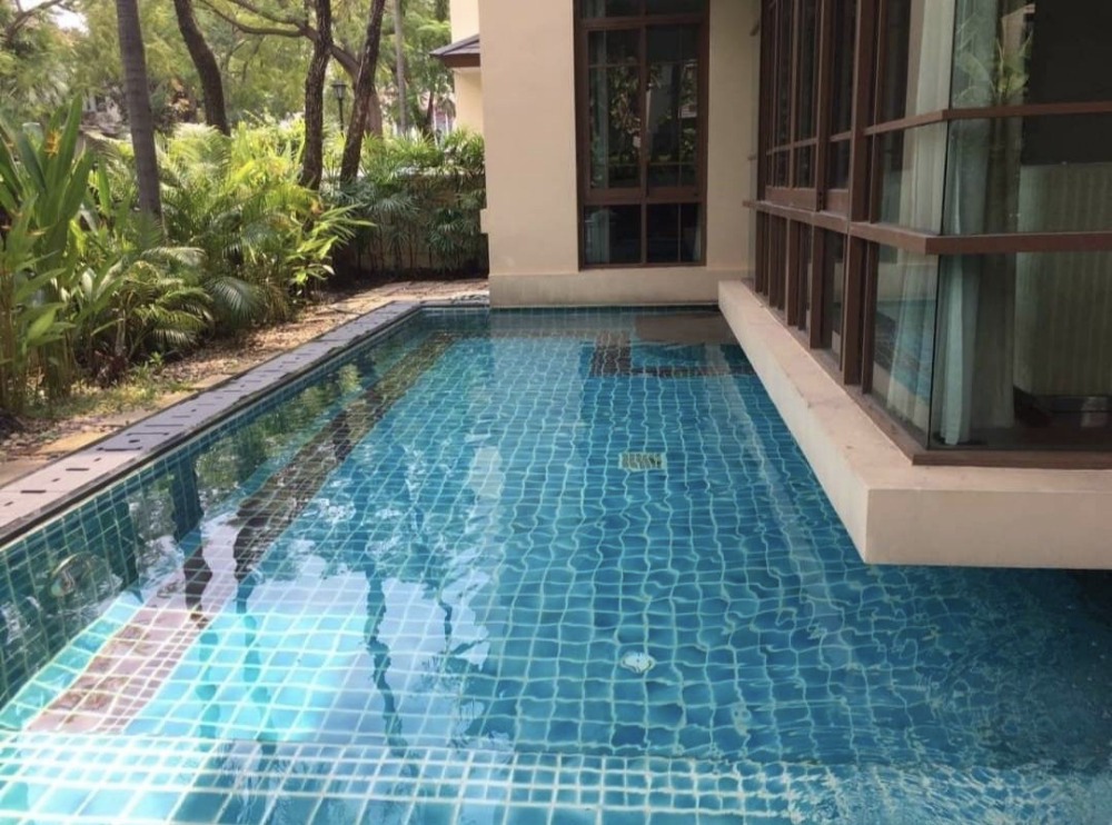 Baan Sansiri Sukhumvit 67 4bed 5bath 110sqwah 490sqm. 122,000,000 Am: 0656199198