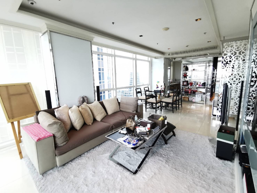 Athenee Residence 2bed 2bath + maid 132.38sqm. 40,000,000 Am: 0656199198