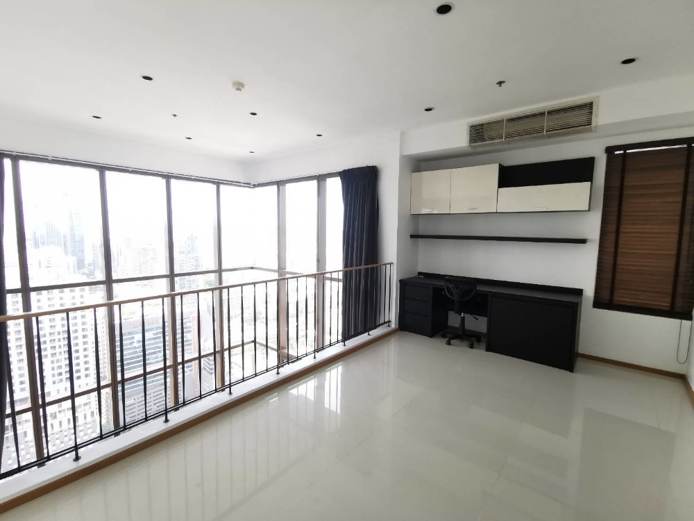 The Emporio Place 2bed 3bath Duplex for sale 135sqm. 23,500,000 Am: 0656199198