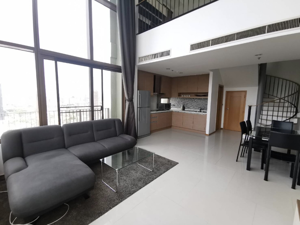 The Emporio Place 2bed 3bath Duplex for sale 135sqm. 23,500,000 Am: 0656199198