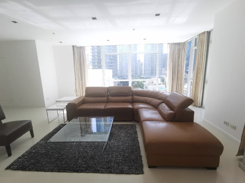 Athenee Residence 3bed 3bath 189sqm. 130,000/mth Am: 0656199198