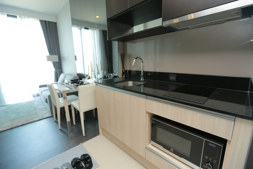 (Owner post)Edge Sukhumvit 23 1bed 33.48sqm. 7,200,000 Am: 0656199198