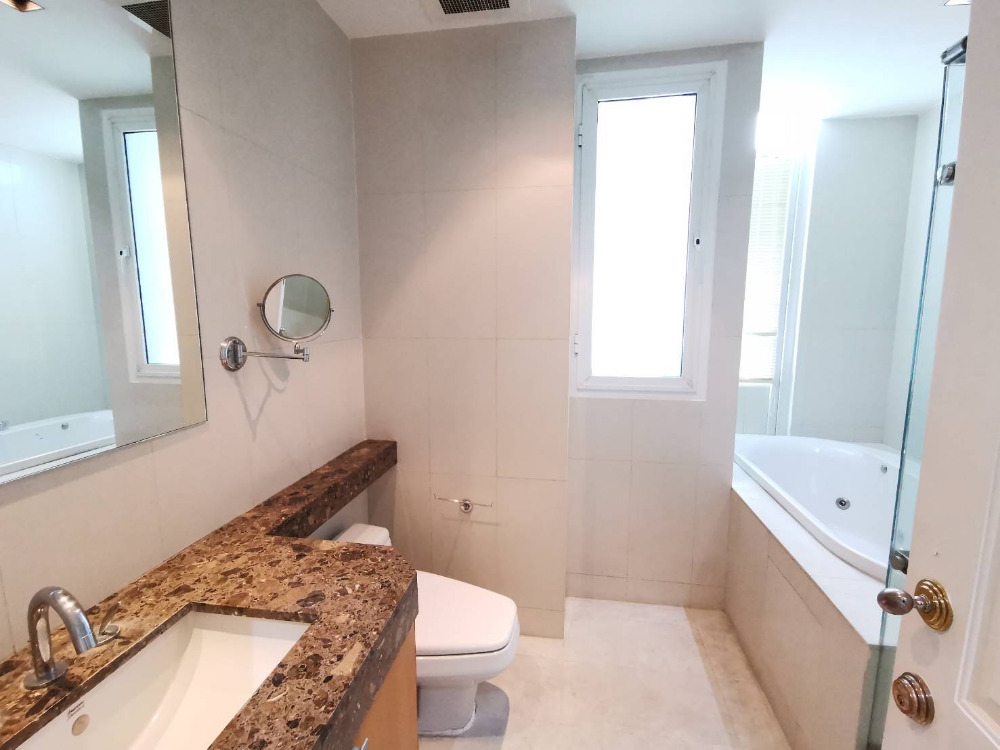 Athenee Residence 2bed 2bath 97sqm. 75,000/mth Am: 0656199198