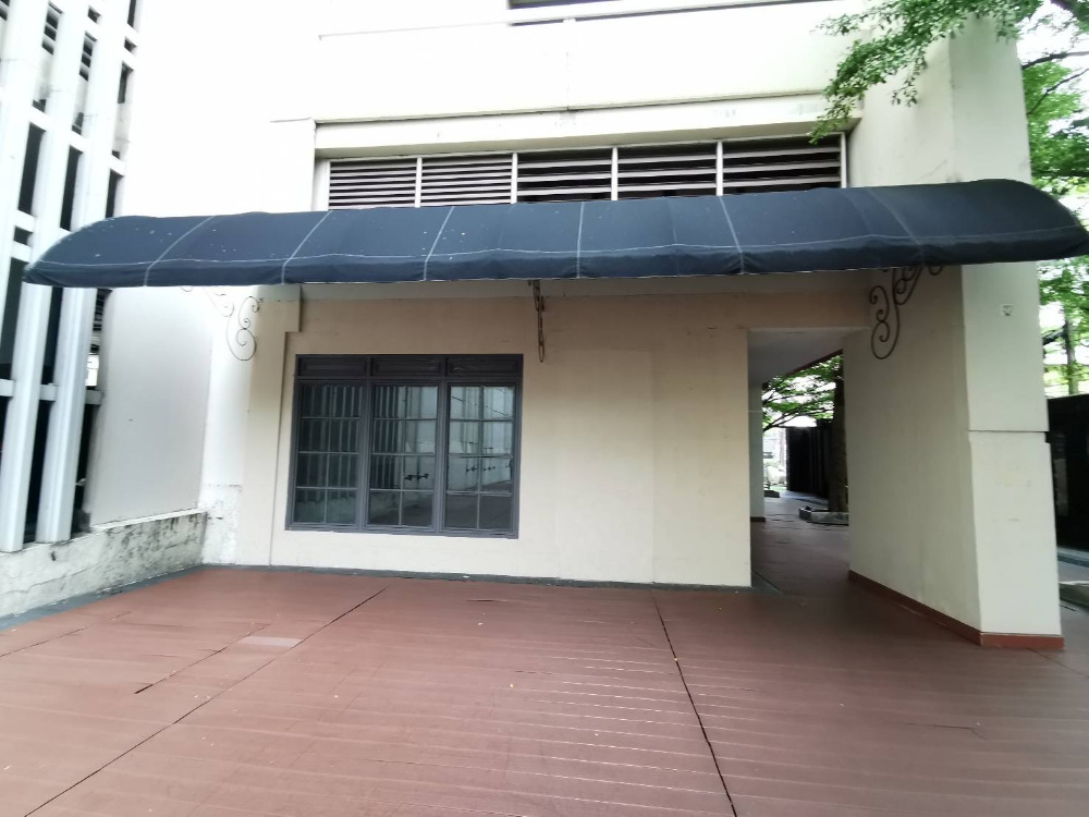 Athenee Residence Shophouse 165.72sqm. 331,440/mth Am: 0656199198