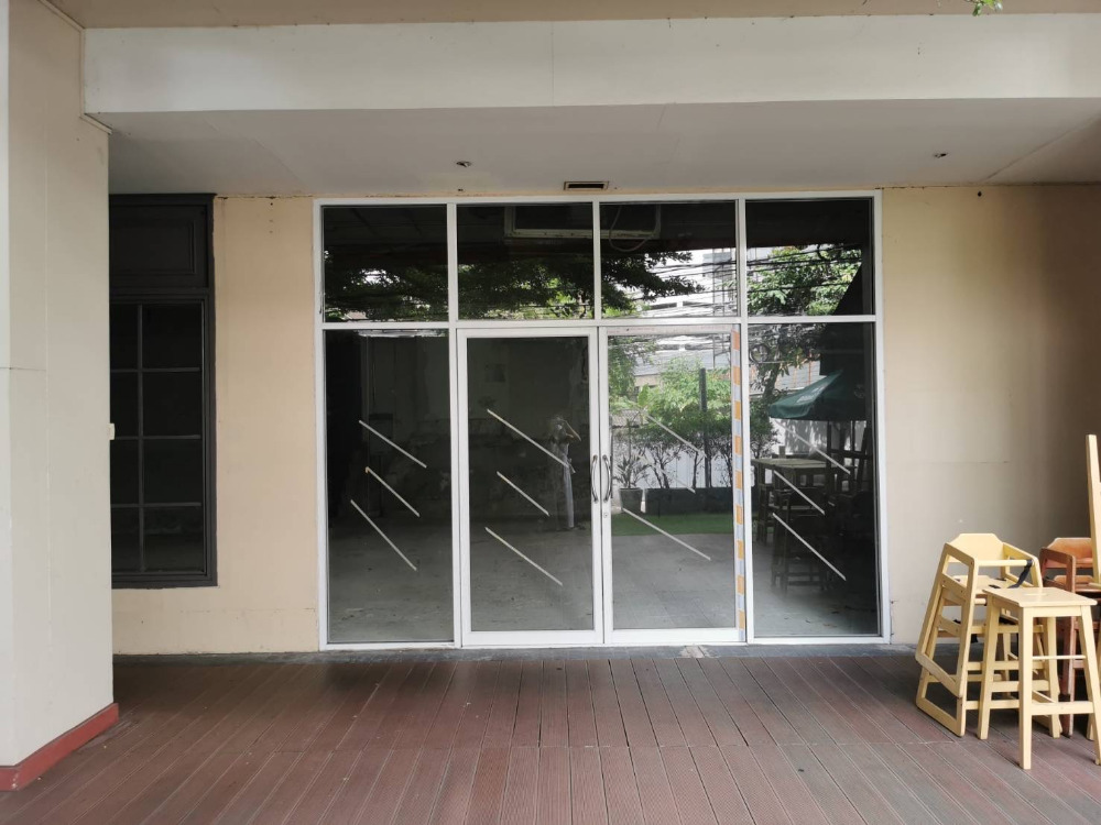 Athenee Residence Shophouse 165.72sqm. 331,440/mth Am: 0656199198