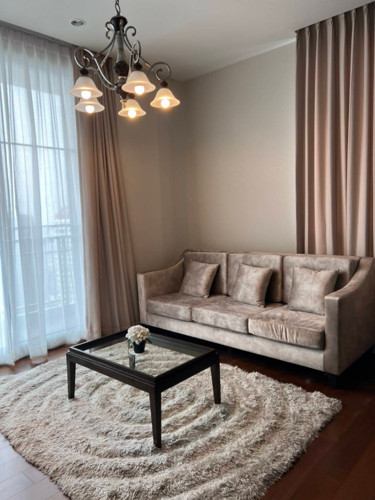 Quattro 2bed 81sqm. 3X Fl. Sale/Rent 19,900,000 Corner South/East Am: 0656199198