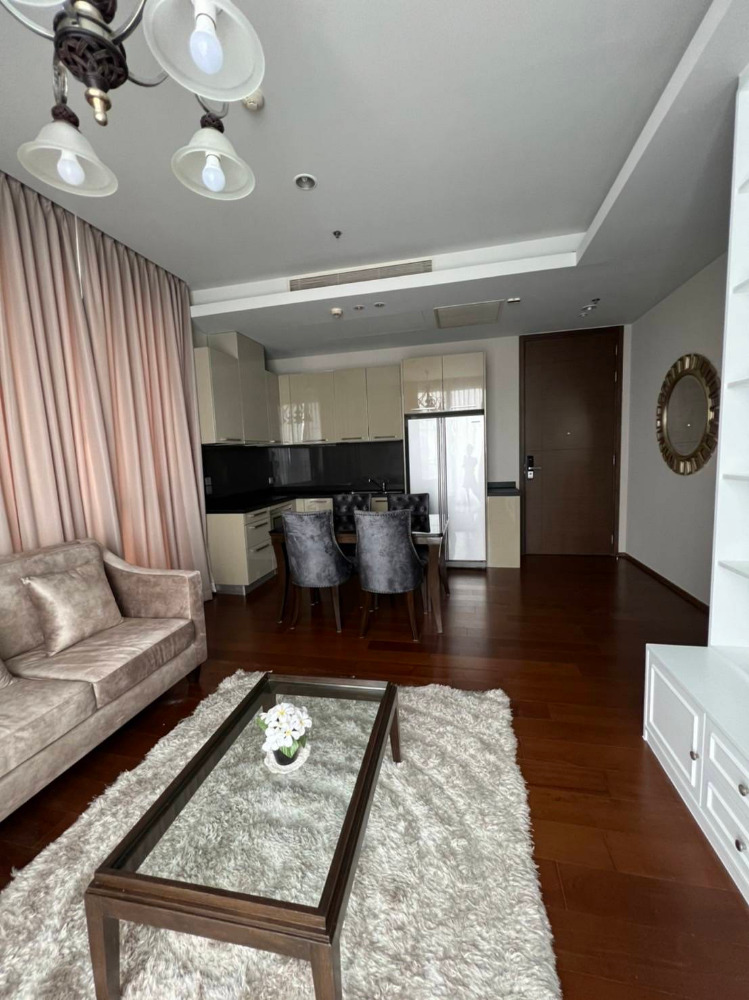 Quattro 2bed 81sqm. 3X Fl. Sale/Rent 19,900,000 Corner South/East Am: 0656199198