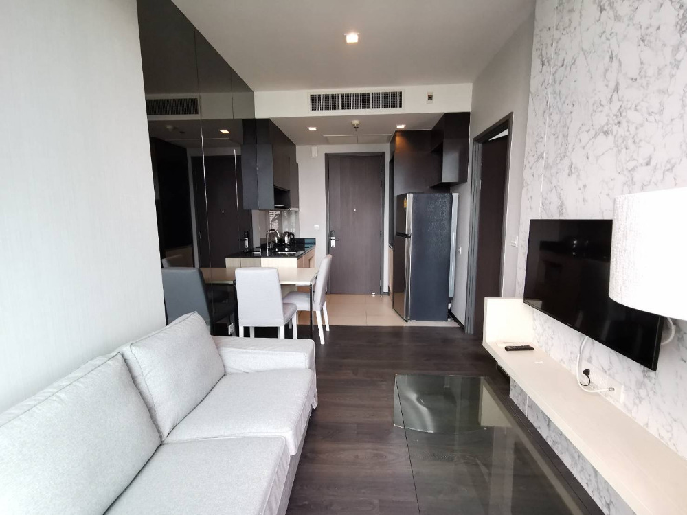 (Owner post) Edge Sukhumvit 23 1bed 1bath 33.48sqm. 25,000/mth Am: 0656199198