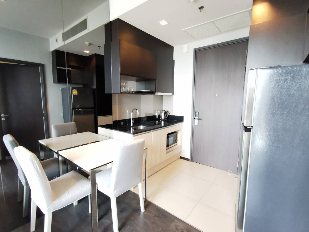 (Owner post) Edge Sukhumvit 23 1bed 1bath 33.48sqm. 25,000/mth Am: 0656199198