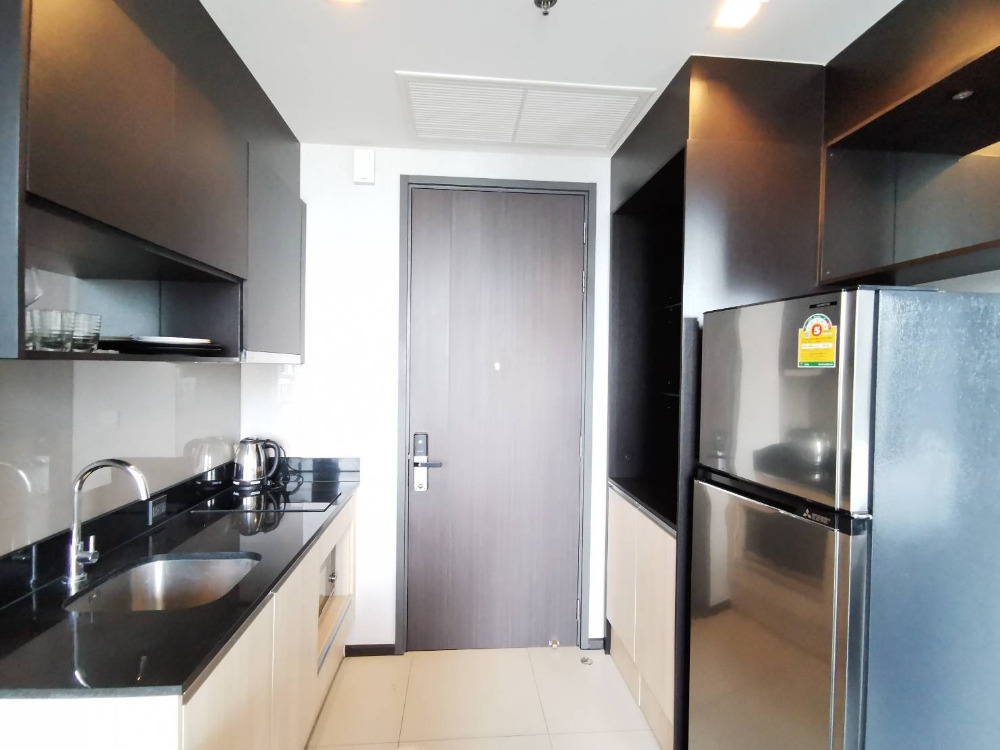 (Owner post) Edge Sukhumvit 23 1bed 1bath 33.48sqm. 25,000/mth Am: 0656199198