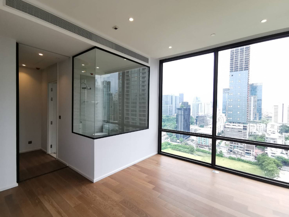 Muniq Langsuan 2bed 3bath 95sqm. 27,700,000 Am: 0656199198