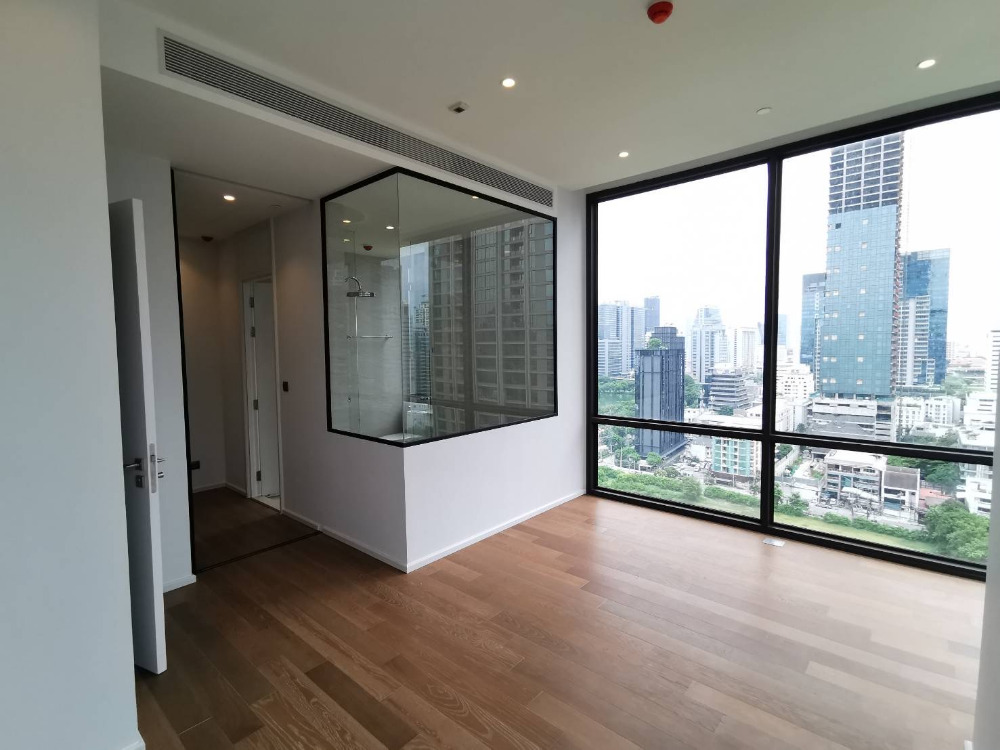 Muniq Langsuan 2bed 3bath 95sqm. 27,700,000 Am: 0656199198