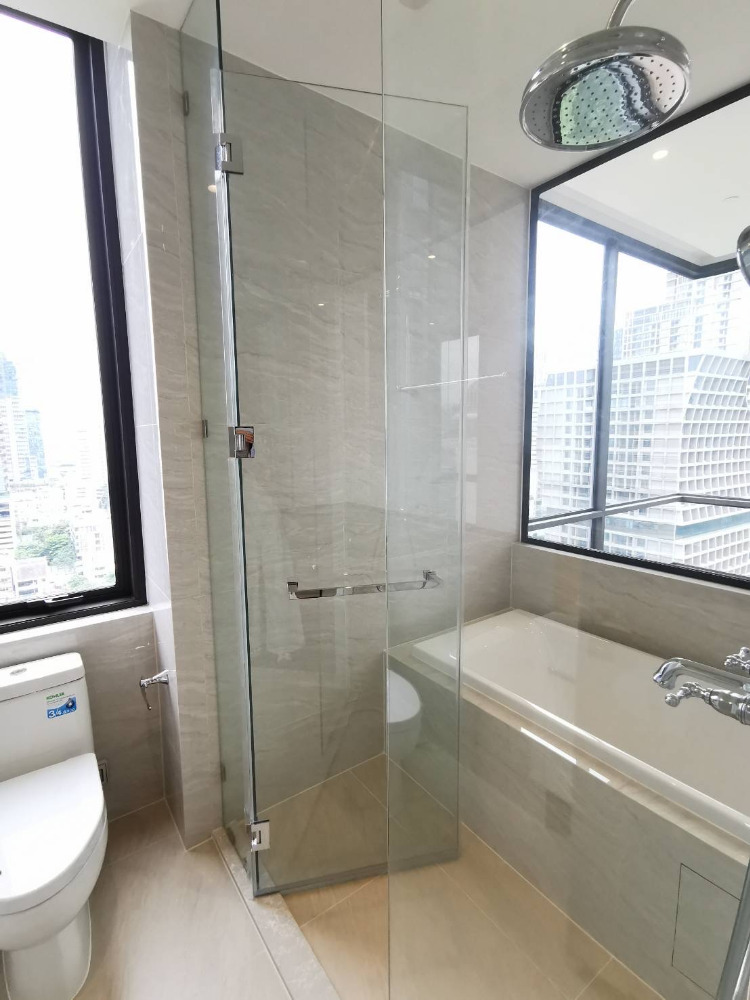 Muniq Langsuan 2bed 3bath 95sqm. 27,700,000 Am: 0656199198