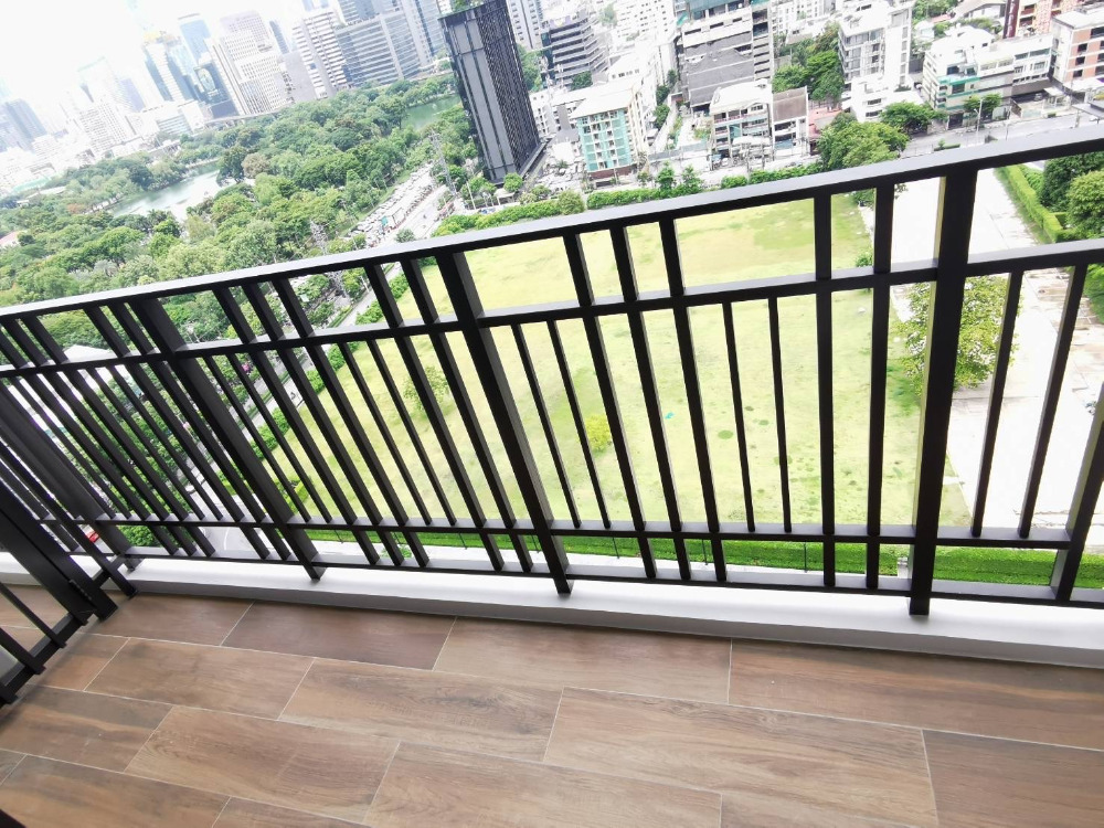 Muniq Langsuan 2bed 3bath 95sqm. 27,700,000 Am: 0656199198