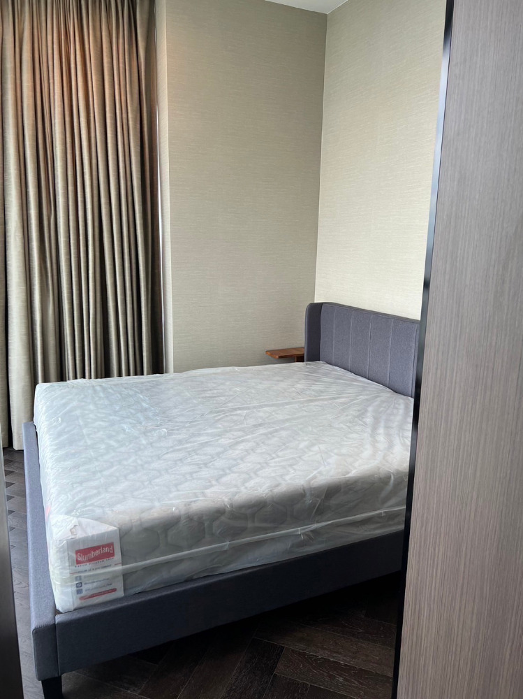 The Esse Sukhumvit 36 2bed 2bath 73sqm. 90,000/mth on 30+ Fl Am: 0656199198