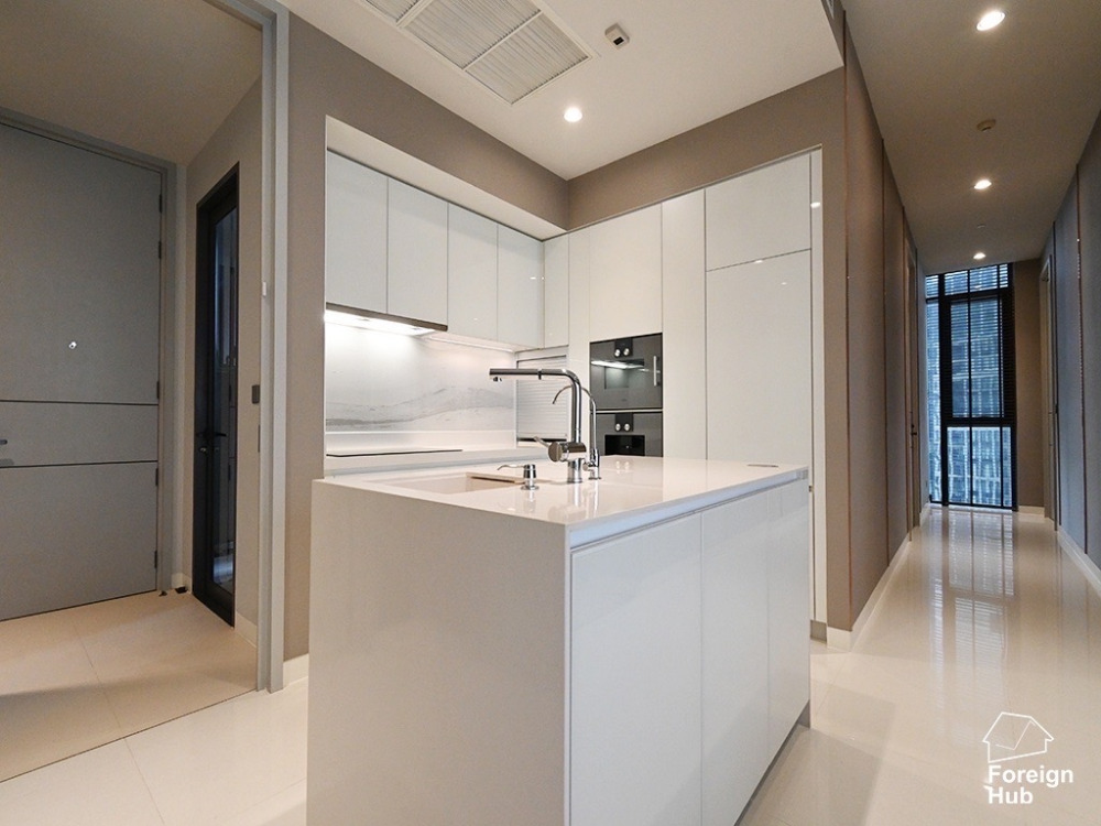 VITTORIO Sukhumvit 39 127.4sqm. 150,000/mth Am: 0656199198