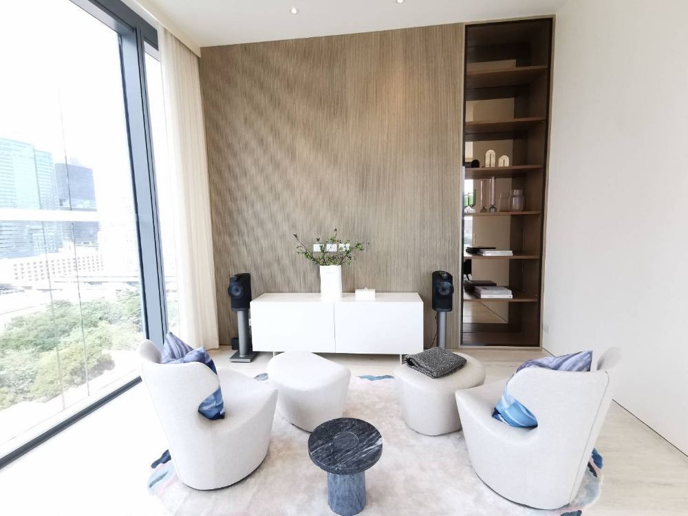 Scope Langsuan 2bed 160sqm. 100,000,000 embassy view Am: 0656199198