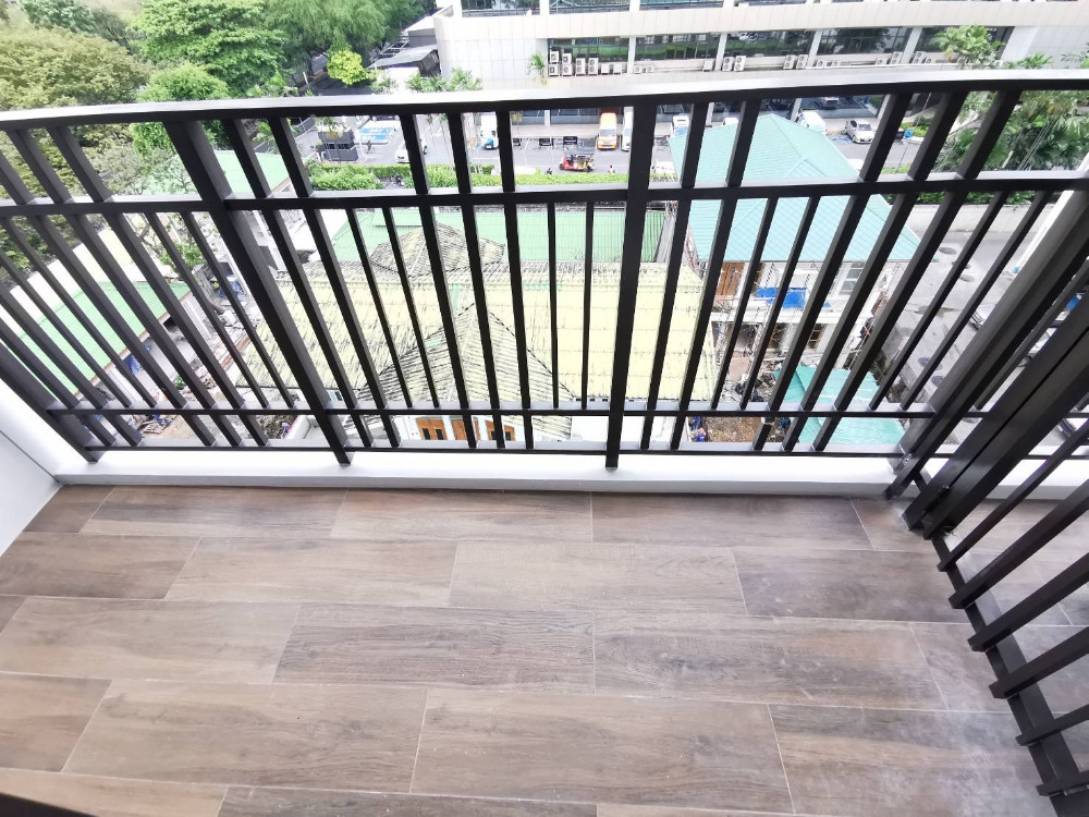 Muniq Langsuan 2bed 3bath 86sqm. 85,000/mth Am: 0656199198