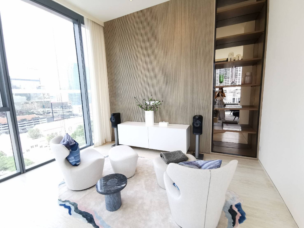 Scope langsuan 3bed 247.47sqm. 142,800,000 Embassy greenery view Am: 0656199198