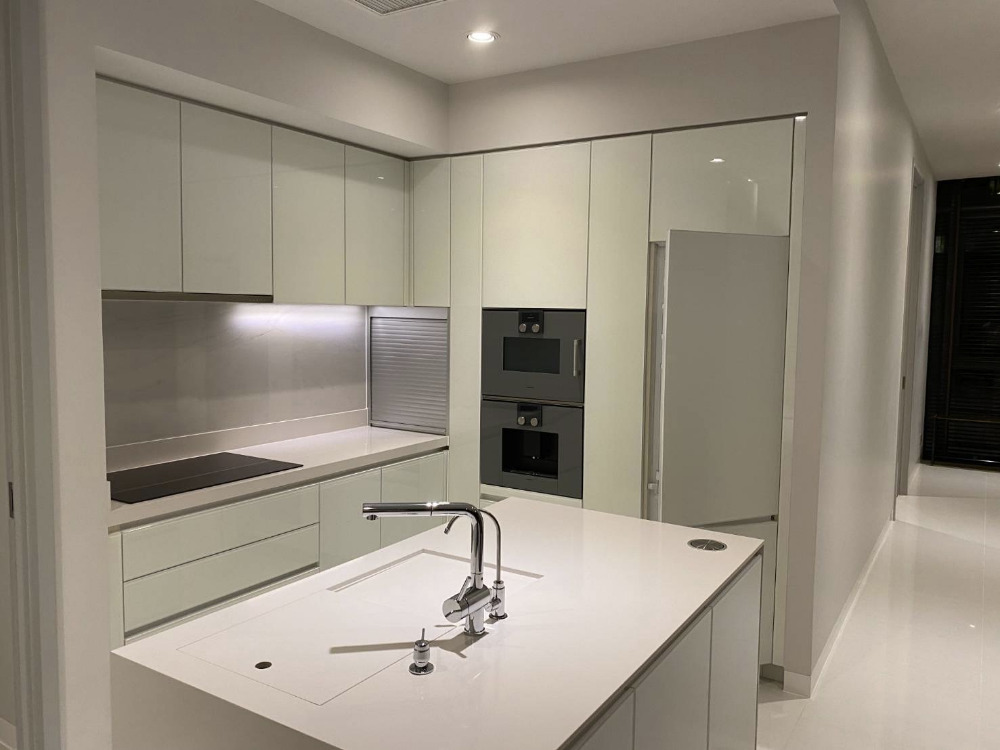 VITTORIO Sukhumvit 39 2bed 2bath 127.40sqm. 130,000/mth Am: 0656199198