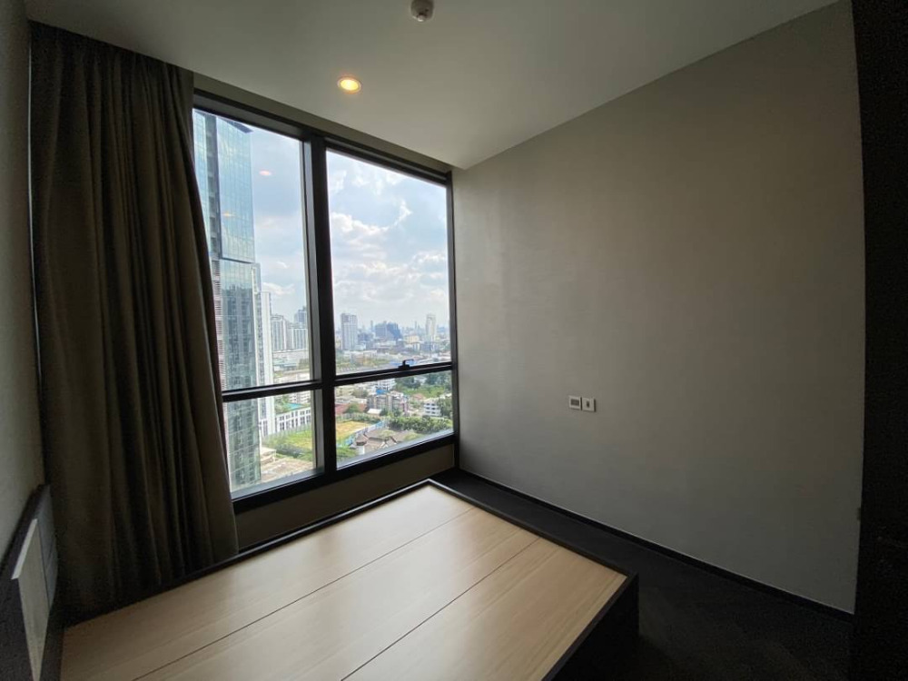 The ESSE Sukhumvit 36: 2bed 2bath 74sqm. 85,000 Am: 0656199198