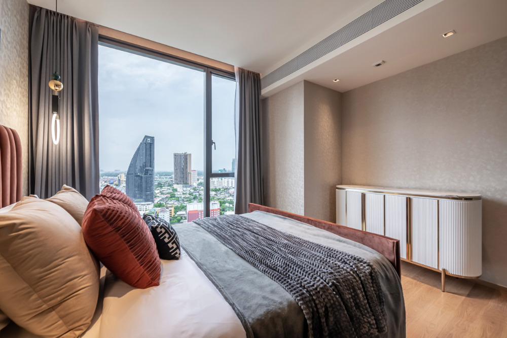 Beatniq Sukhumvit 32: 2bed Duplex 103sqm. 140,000/mth Am: 0656199198