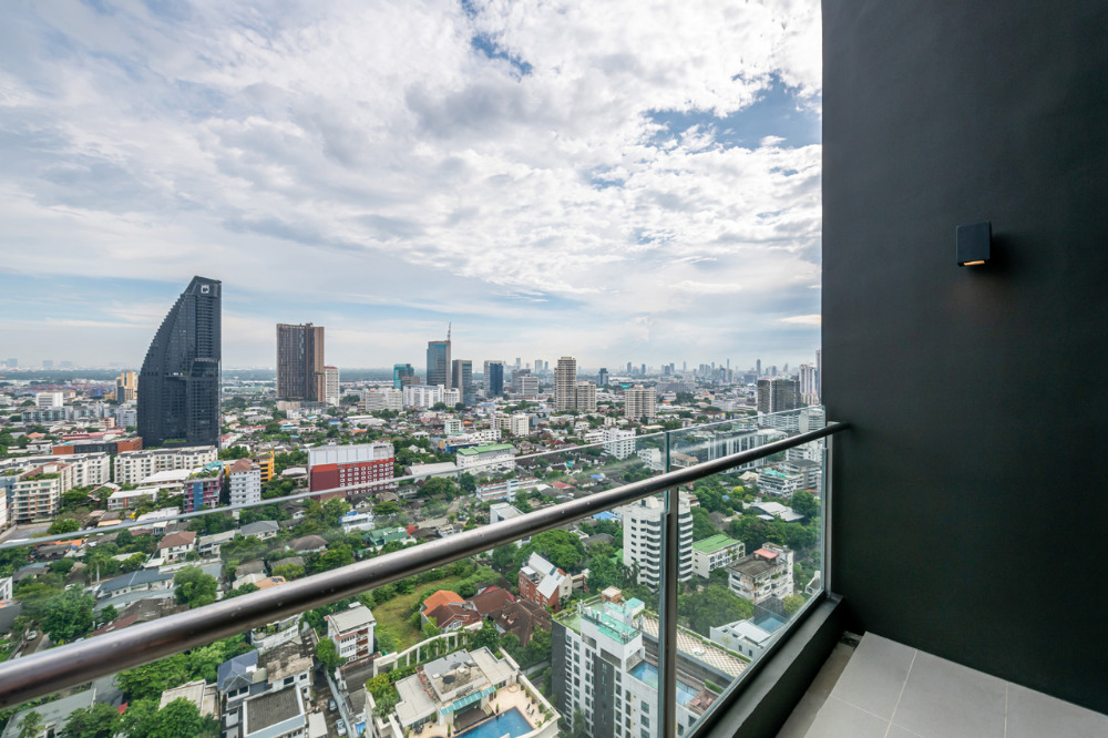 Beatniq Sukhumvit 32: 2bed Duplex 103sqm. 140,000/mth Am: 0656199198