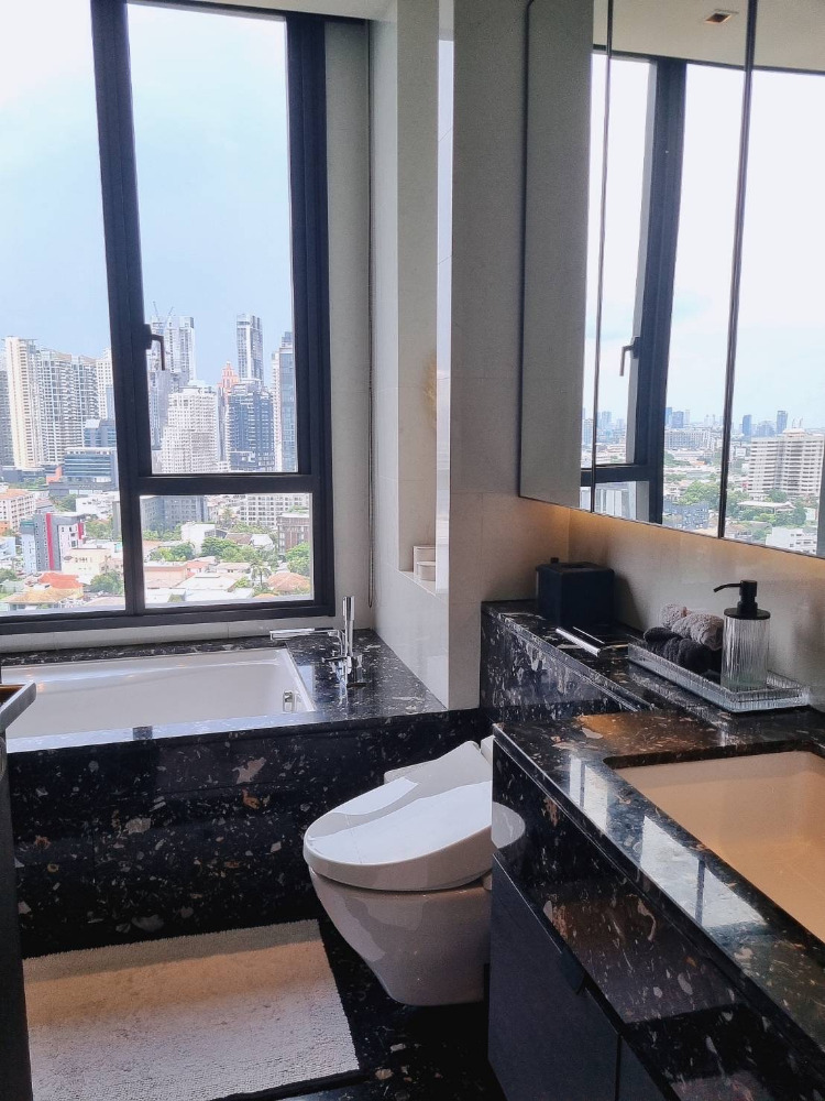 Beatniq Sukhumvit 32 2bed 2bath 83sqm High Fl 19,900,000 Am: 0656199198