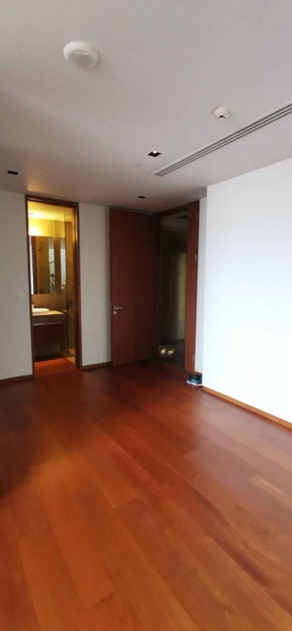 Sukhothai Residence 2bed 2bath Duplex 144sqm for rent 110,000/mth Am: 0656199198