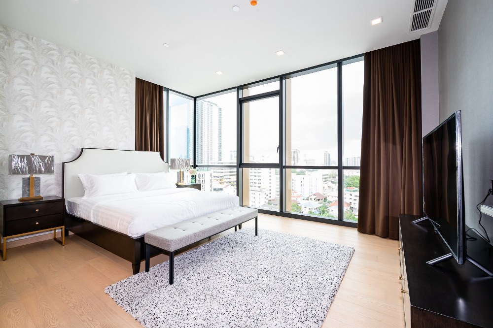 The Monument Thonglor: 2bed 2bath 125.20sqm. 27,000,000 Am: 0656199198