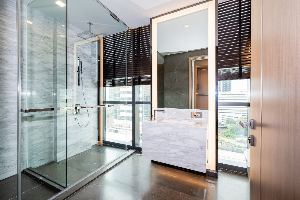 The Monument Thonglor: 2bed 2bath 125.20sqm. 27,000,000 Am: 0656199198