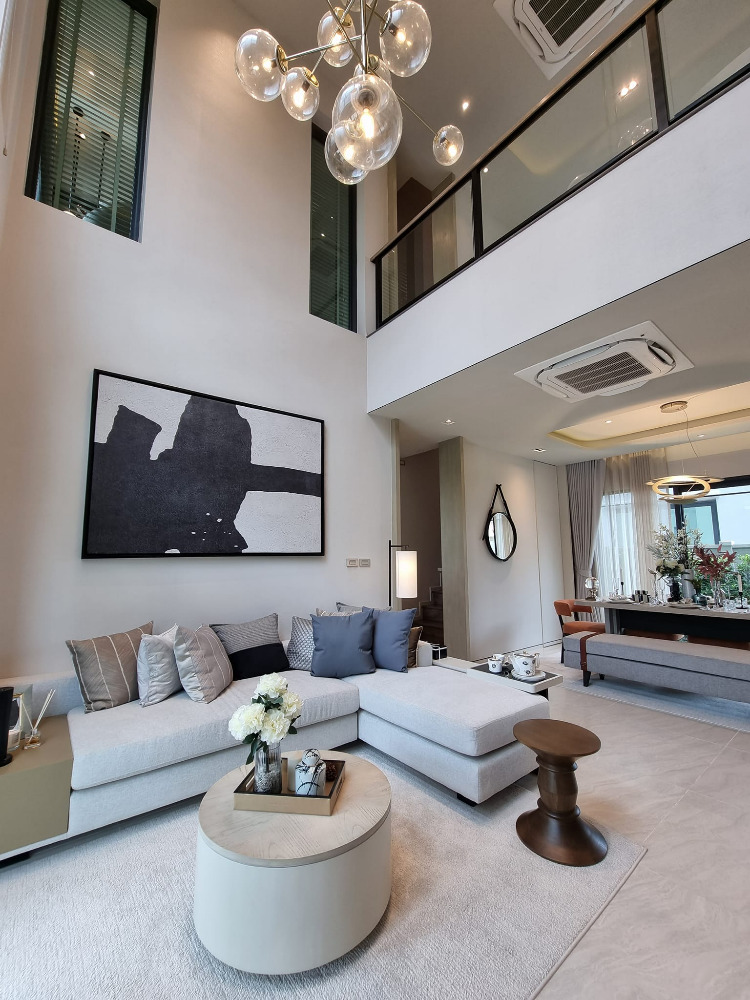 Classe Sukhumvit 77: 43.4sqw show house 2bed 3bath 24,900,000 Am: 0656199198