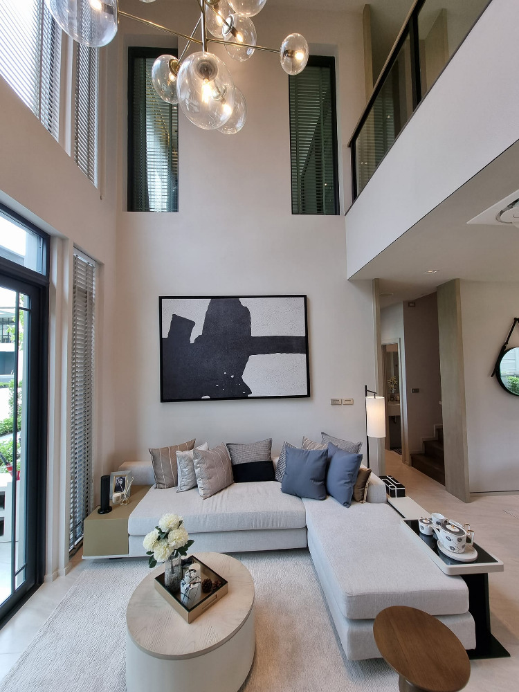 Classe Sukhumvit 77: 43.4sqw show house 2bed 3bath 24,900,000 Am: 0656199198