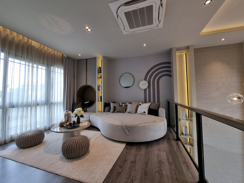 Classe Sukhumvit 77: 43.4sqw show house 2bed 3bath 24,900,000 Am: 0656199198