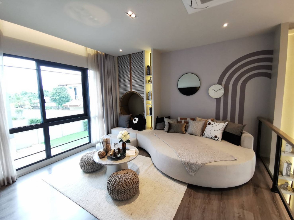 Classe Sukhumvit 77: 43.4sqw show house 2bed 3bath 24,900,000 Am: 0656199198